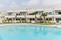 Bungalow z 2 sypialniami 98 m² Torrevieja, Hiszpania