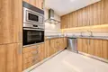 3 bedroom house 195 m² Dos Hermanas, Spain