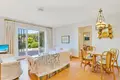 4 bedroom house 300 m² Dos Hermanas, Spain