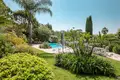Villa de tres dormitorios 280 m² Francia, Francia