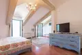 9-Zimmer-Villa 365 m² Dobrota, Montenegro