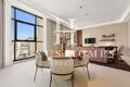 Mieszkanie 5 pokojów 135 m² Dubaj, Emiraty Arabskie