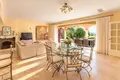 Villa de tres dormitorios 280 m² Francia, Francia
