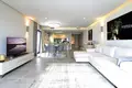 2 bedroom apartment 121 m² Marbella, Spain