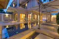 5-Schlafzimmer-Villa 450 m² Choeng Thale, Thailand