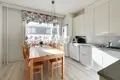 Mieszkanie 4 pokoi 97 m² Helsinki sub region, Finlandia