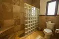 Stadthaus 3 Schlafzimmer 261 m² Roatan, Honduras