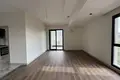 Mieszkanie 4 pokoi 130 m² Bornova, Turcja