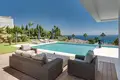 Haus 4 Schlafzimmer 560 m² Manilva, Spanien