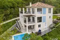 3-Schlafzimmer-Villa 240 m² Lustica, Montenegro