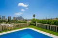 3-Schlafzimmer-Villa 200 m² Calp, Spanien