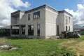 Дом 350 м² Юзуфовский сельский Совет, Беларусь