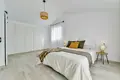 Дом 4 комнаты 136 м² lAlfas del Pi, Испания