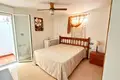 Mieszkanie 2 pokoi 72 m² Torrevieja, Hiszpania