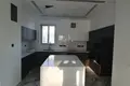 5-Schlafzimmer-Villa 265 m² Paralimni, Zypern