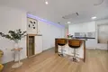 Mieszkanie 3 pokoi 135 m² Torrevieja, Hiszpania