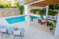 Villa de tres dormitorios 463 m² Split Dalmatia County, Croacia