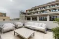 3 bedroom apartment 26 m² in London, United Kingdom