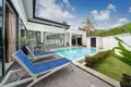 Villa mit 2 Schlafzimmern 120 m² Rawai, Thailand