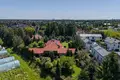 Haus 7 zimmer 680 m² Warschau, Polen