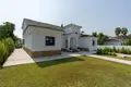 Haus 6 Schlafzimmer 660 m² Dos Hermanas, Spanien
