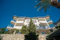 Mieszkanie 4 pokoi 170 m² Alanya, Turcja