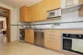 Mieszkanie 2 pokoi 120 m² Dos Hermanas, Hiszpania