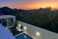 Haus 4 Schlafzimmer 185 m² Kerobokan Kelod, Indonesien
