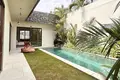 Mieszkanie 2 pokoi 140 m² Kerobokan, Indonezja