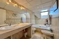 Mieszkanie 3 pokoi 215 m² Manilva, Hiszpania