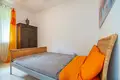 Mieszkanie 4 pokoi 120 m² Terni, Włochy