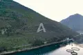 Atterrir  Stoliv, Monténégro