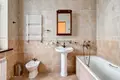Ferienhaus 4 Schlafzimmer 700 m² Nemchinovka, Russland