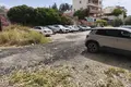 Atterrir  Demos Agiou Athanasiou, Chypre