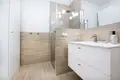 Wohnung 2 zimmer 73 m² Warschau, Polen