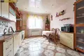 Cottage 341 m² Papiarnianski sielski Saviet, Belarus