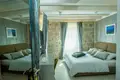 Haus 5 Schlafzimmer 220 m² Kastel Luksic, Kroatien