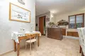 Villa de tres dormitorios 33 000 m² Castel dArio, Italia