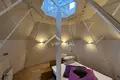 Dom 6 pokojów 500 m² w Jurmała, Łotwa