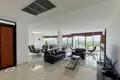Condo 3 bedrooms 350 m² Ban Bang Thao, Thailand