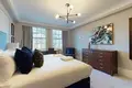 Apartment 6 bedrooms 237 m² in London, United Kingdom
