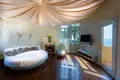 Villa de 6 chambres 500 m² en France, France