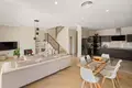 Haus 4 Schlafzimmer 391 m² Dos Hermanas, Spanien