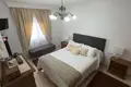 villa de 5 dormitorios 350 m² Fuente Palmera, Španjolska