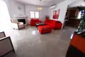 3-Schlafzimmer-Villa 232 m² lAlfas del Pi, Spanien