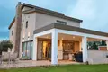 4 bedroom Villa 310 m² Parekklisia, Cyprus