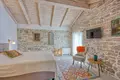 4 bedroom Villa 220 m² Grad Porec, Croatia