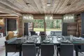 Chalet 7 rooms 280 m² in Saint Georges sur Allier, France