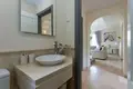 3 bedroom house 143 m² Dos Hermanas, Spain