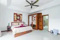 Villa de 2 dormitorios 300 m² Sakhu, Tailandia